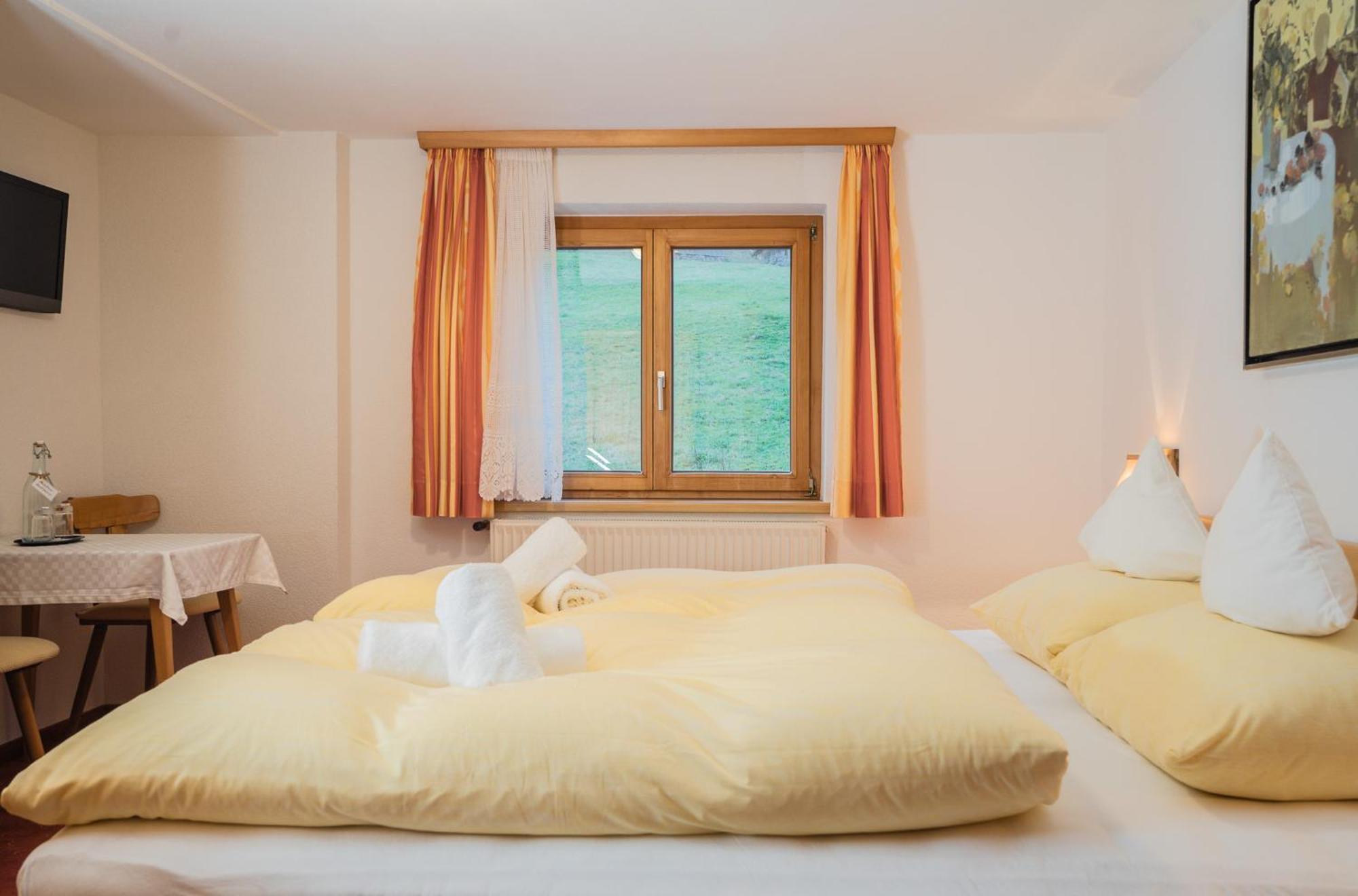 Fruehstueckspension Gweil Sankt Gallenkirch Bagian luar foto